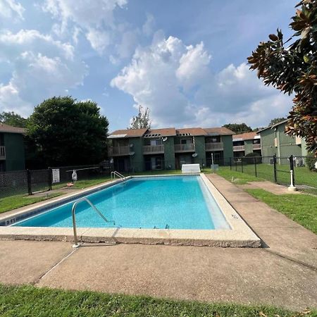 Modern 2 Bedroom Townhome Minutes From The Beach!! شاطئ فورت والتون المظهر الخارجي الصورة